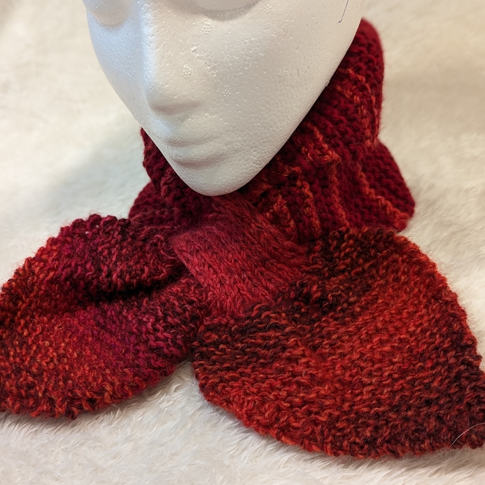 Handwoven Necklets - Picture 3 of 3
